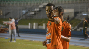 No turno, Cadu marcou o gol da Cambura no empate em 1x1 com o BEC, no SESI Foto: Rafael Nunes/CFC